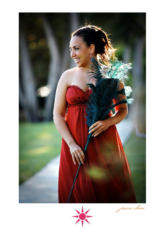  sets off the Maria 39s red gown perfectly in this pre wedding shot