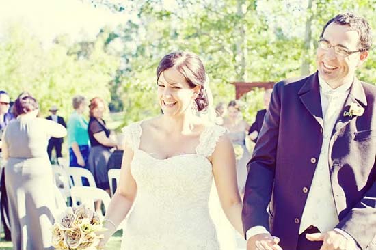 A gorgeous country style Western Australian wedding for you this afternoon